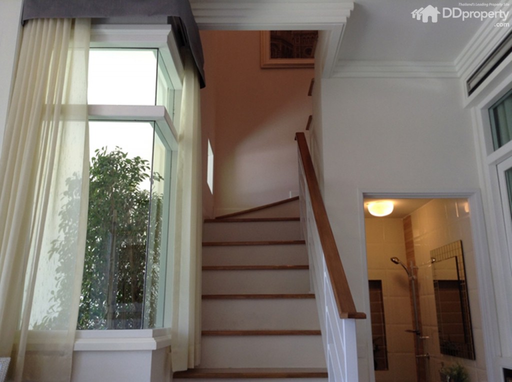 Golden Town Rattanathibet â Bangplup65-009